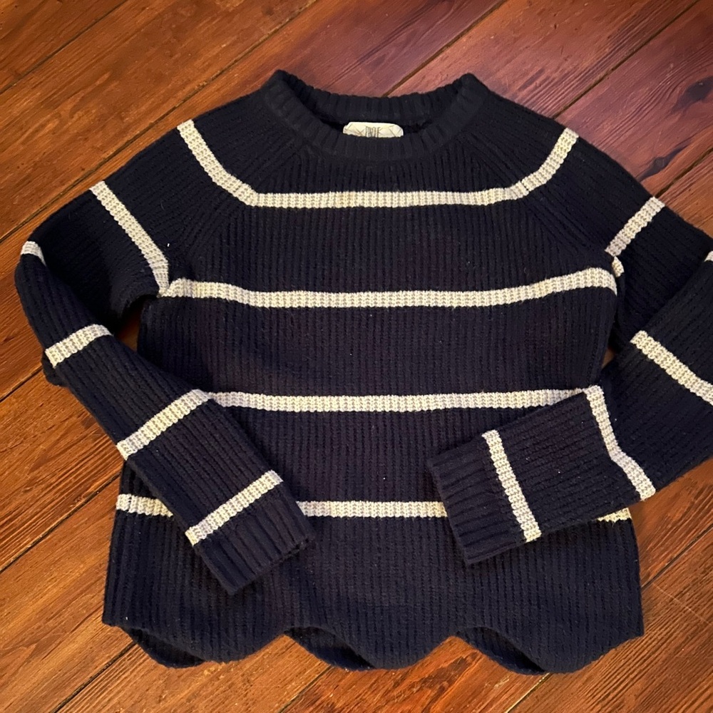 Pinque Scallop Bottom Sweater